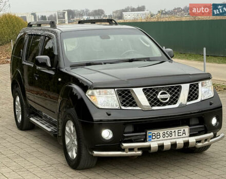 Чорний Ніссан Патфайндер, об'ємом двигуна 2.5 л та пробігом 182 тис. км за 11500 $, фото 19 на Automoto.ua