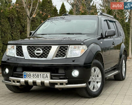 Чорний Ніссан Патфайндер, об'ємом двигуна 2.5 л та пробігом 182 тис. км за 11500 $, фото 11 на Automoto.ua