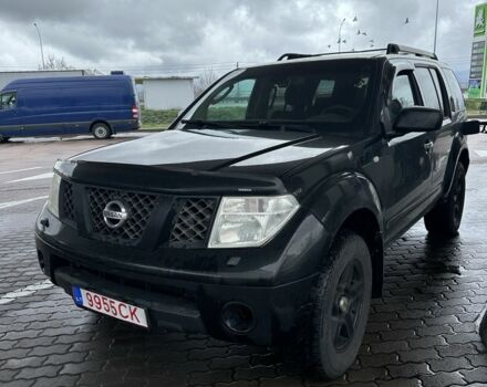 Черный Ниссан Патфайндер, объемом двигателя 0 л и пробегом 295 тыс. км за 3800 $, фото 2 на Automoto.ua