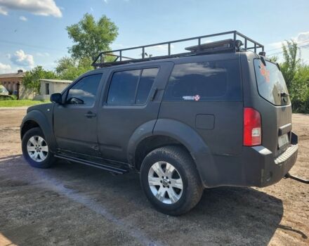 Черный Ниссан Патфайндер, объемом двигателя 2.5 л и пробегом 380 тыс. км за 4500 $, фото 1 на Automoto.ua