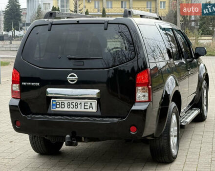 Чорний Ніссан Патфайндер, об'ємом двигуна 2.5 л та пробігом 182 тис. км за 11500 $, фото 25 на Automoto.ua