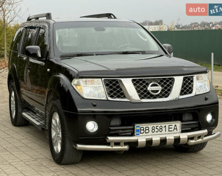 Чорний Ніссан Патфайндер, об'ємом двигуна 2.5 л та пробігом 182 тис. км за 11500 $, фото 8 на Automoto.ua