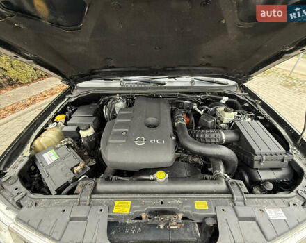 Чорний Ніссан Патфайндер, об'ємом двигуна 2.5 л та пробігом 182 тис. км за 11500 $, фото 63 на Automoto.ua