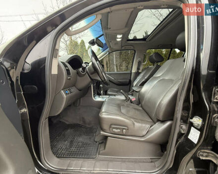 Чорний Ніссан Патфайндер, об'ємом двигуна 2.5 л та пробігом 182 тис. км за 11500 $, фото 30 на Automoto.ua