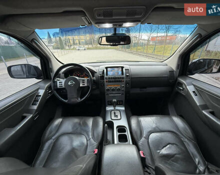 Чорний Ніссан Патфайндер, об'ємом двигуна 2.5 л та пробігом 182 тис. км за 11500 $, фото 46 на Automoto.ua