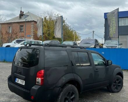 Черный Ниссан Патфайндер, объемом двигателя 2.5 л и пробегом 250 тыс. км за 4700 $, фото 5 на Automoto.ua