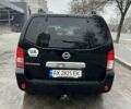 Черный Ниссан Патфайндер, объемом двигателя 2.5 л и пробегом 200 тыс. км за 11500 $, фото 3 на Automoto.ua