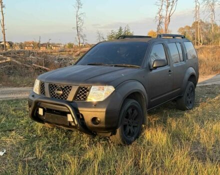 Черный Ниссан Патфайндер, объемом двигателя 2.5 л и пробегом 122 тыс. км за 4200 $, фото 1 на Automoto.ua