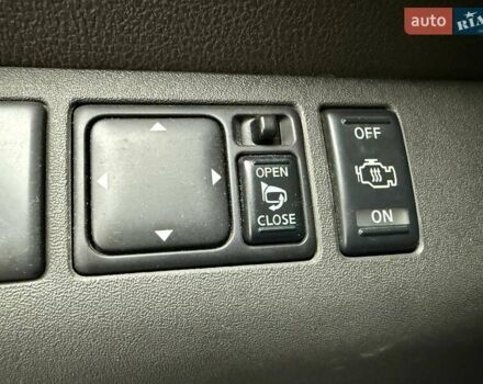 Черный Ниссан Патфайндер, объемом двигателя 2.49 л и пробегом 178 тыс. км за 13500 $, фото 29 на Automoto.ua