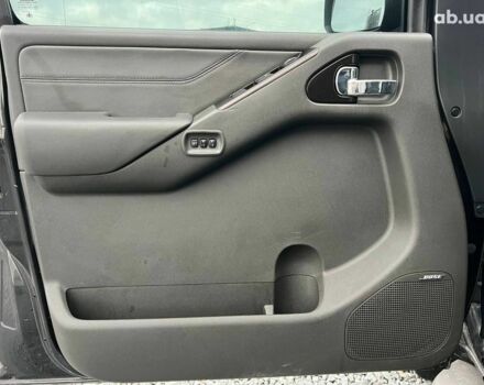 Черный Ниссан Патфайндер, объемом двигателя 2.5 л и пробегом 253 тыс. км за 9690 $, фото 13 на Automoto.ua