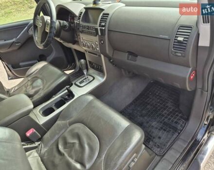 Черный Ниссан Патфайндер, объемом двигателя 2.5 л и пробегом 280 тыс. км за 6700 $, фото 7 на Automoto.ua