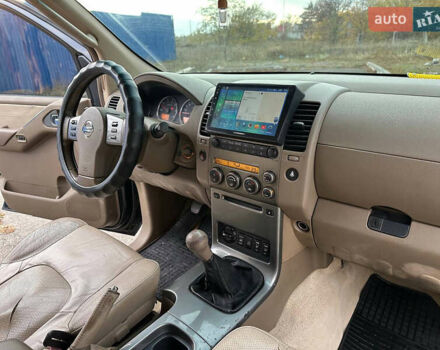 Черный Ниссан Патфайндер, объемом двигателя 2.49 л и пробегом 253 тыс. км за 7999 $, фото 22 на Automoto.ua