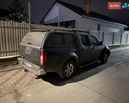Черный Ниссан Патфайндер, объемом двигателя 2.5 л и пробегом 328 тыс. км за 11000 $, фото 2 на Automoto.ua
