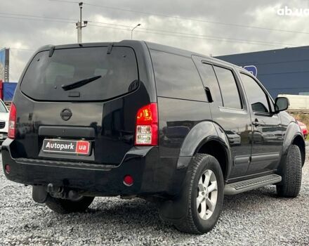 Черный Ниссан Патфайндер, объемом двигателя 2.5 л и пробегом 253 тыс. км за 9690 $, фото 7 на Automoto.ua