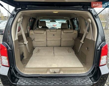 Ніссан Патфайндер 2007 у Смеле на Automoto.ua Чорний Ніссан Патфайндер, об'ємом двигуна 4 л та пробігом 300 тис. км за 9500 $, фото 15 на Automoto.ua