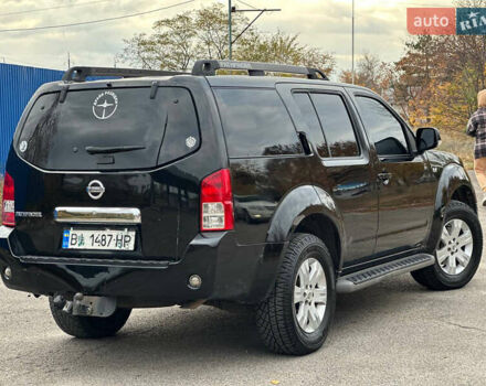 Черный Ниссан Патфайндер, объемом двигателя 2.49 л и пробегом 253 тыс. км за 7999 $, фото 8 на Automoto.ua