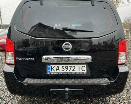 Ніссан Патфайндер 2007 у Смеле на Automoto.ua Чорний Ніссан Патфайндер, об'ємом двигуна 4 л та пробігом 300 тис. км за 9500 $, фото 8 на Automoto.ua