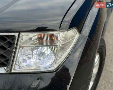 Черный Ниссан Патфайндер, объемом двигателя 2.49 л и пробегом 253 тыс. км за 7999 $, фото 43 на Automoto.ua