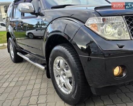 Ниссан Патфайндер 2007 в Хмельницком на Automoto.ua Черный Ниссан Патфайндер, объемом двигателя 2.5 л и пробегом 237 тыс. км за 9333 $, фото 63 на Automoto.ua