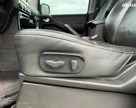 Черный Ниссан Патфайндер, объемом двигателя 2.5 л и пробегом 253 тыс. км за 9690 $, фото 17 на Automoto.ua