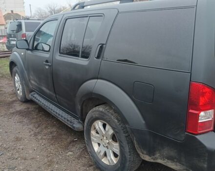 Черный Ниссан Патфайндер, объемом двигателя 0 л и пробегом 300 тыс. км за 6500 $, фото 3 на Automoto.ua