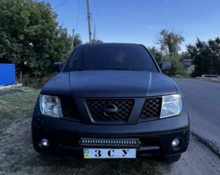 Чорний Ніссан Патфайндер, об'ємом двигуна 2.5 л та пробігом 350 тис. км за 4000 $, фото 2 на Automoto.ua