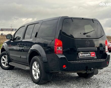 Черный Ниссан Патфайндер, объемом двигателя 2.5 л и пробегом 253 тыс. км за 9690 $, фото 5 на Automoto.ua