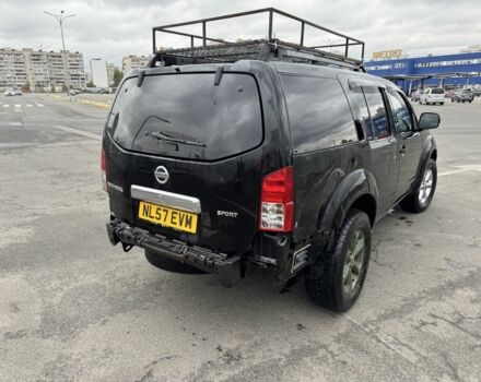 Ниссан Патфайндер 2007 в Киеве на Automoto.ua Черный Ниссан Патфайндер, объемом двигателя 2.5 л и пробегом 280 тыс. км за 4000 $, фото 2 на Automoto.ua