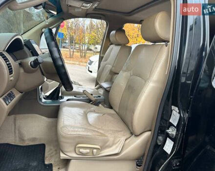 Черный Ниссан Патфайндер, объемом двигателя 2.49 л и пробегом 253 тыс. км за 7999 $, фото 14 на Automoto.ua