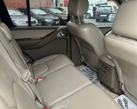 Ніссан Патфайндер 2007 у Смеле на Automoto.ua Чорний Ніссан Патфайндер, об'ємом двигуна 4 л та пробігом 300 тис. км за 9500 $, фото 10 на Automoto.ua