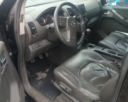 Черный Ниссан Патфайндер, объемом двигателя 0 л и пробегом 300 тыс. км за 6500 $, фото 4 на Automoto.ua