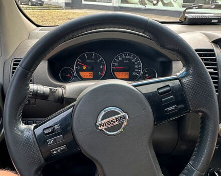 Чорний Ніссан Патфайндер, об'ємом двигуна 2.5 л та пробігом 230 тис. км за 12000 $, фото 1 на Automoto.ua