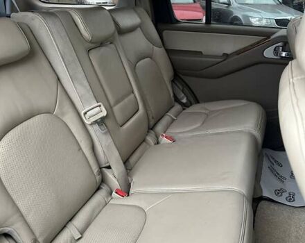 Ніссан Патфайндер 2007 у Смеле на Automoto.ua Чорний Ніссан Патфайндер, об'ємом двигуна 4 л та пробігом 300 тис. км за 9500 $, фото 13 на Automoto.ua