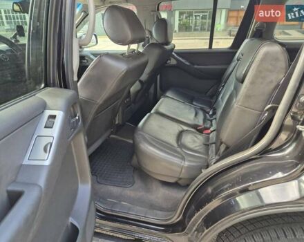 Черный Ниссан Патфайндер, объемом двигателя 2.5 л и пробегом 280 тыс. км за 6700 $, фото 8 на Automoto.ua