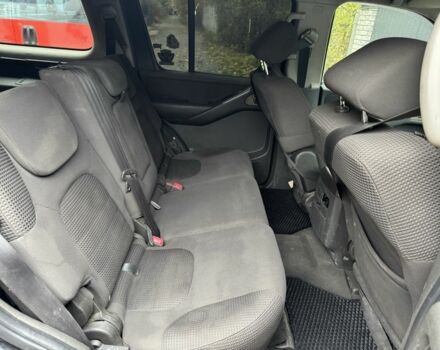 Ниссан Патфайндер 2007 в Киеве на Automoto.ua Черный Ниссан Патфайндер, объемом двигателя 2.5 л и пробегом 280 тыс. км за 4000 $, фото 6 на Automoto.ua