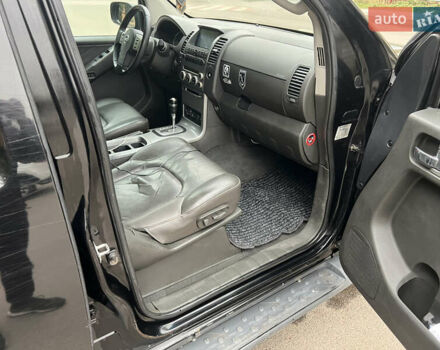 Черный Ниссан Патфайндер, объемом двигателя 2.49 л и пробегом 460 тыс. км за 7800 $, фото 8 на Automoto.ua