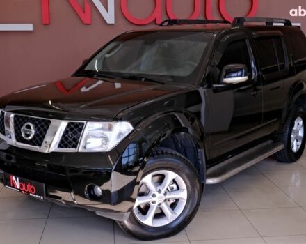 Черный Ниссан Патфайндер, объемом двигателя 2.5 л и пробегом 200 тыс. км за 9900 $, фото 1 на Automoto.ua