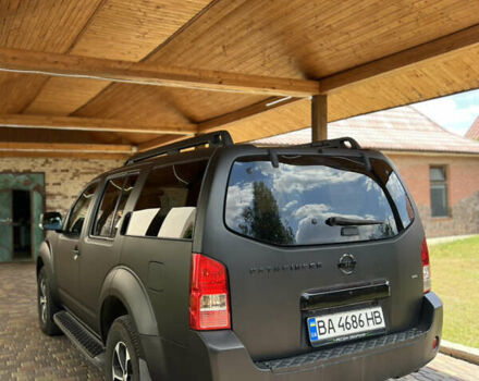 Ниссан Патфайндер 2008 в Кропивницком (Кировограде) на Automoto.ua Черный Ниссан Патфайндер, объемом двигателя 2.49 л и пробегом 313 тыс. км за 11000 $, фото 6 на Automoto.ua