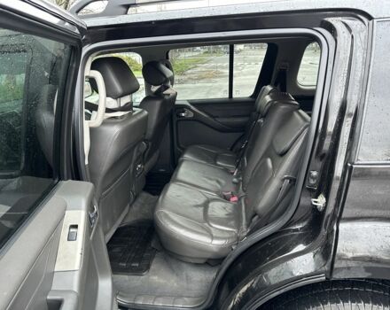 Чорний Ніссан Патфайндер, об'ємом двигуна 2.5 л та пробігом 258 тис. км за 5700 $, фото 8 на Automoto.ua