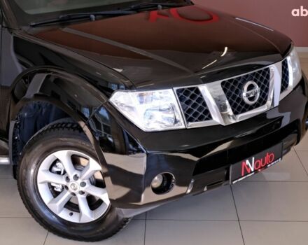 Черный Ниссан Патфайндер, объемом двигателя 2.5 л и пробегом 200 тыс. км за 9900 $, фото 2 на Automoto.ua