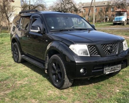 Черный Ниссан Патфайндер, объемом двигателя 4 л и пробегом 210 тыс. км за 10399 $, фото 9 на Automoto.ua