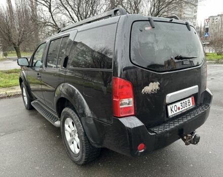 Чорний Ніссан Патфайндер, об'ємом двигуна 2.5 л та пробігом 258 тис. км за 5700 $, фото 6 на Automoto.ua