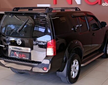 Черный Ниссан Патфайндер, объемом двигателя 2.5 л и пробегом 200 тыс. км за 9900 $, фото 4 на Automoto.ua