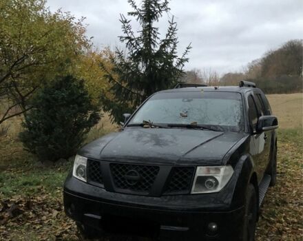 Черный Ниссан Патфайндер, объемом двигателя 4 л и пробегом 210 тыс. км за 10399 $, фото 1 на Automoto.ua