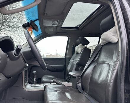 Чорний Ніссан Патфайндер, об'ємом двигуна 2.5 л та пробігом 258 тис. км за 5700 $, фото 12 на Automoto.ua