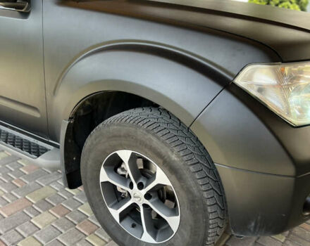 Ниссан Патфайндер 2008 в Кропивницком (Кировограде) на Automoto.ua Черный Ниссан Патфайндер, объемом двигателя 2.49 л и пробегом 313 тыс. км за 11000 $, фото 4 на Automoto.ua