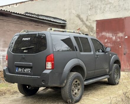 Чорний Ніссан Патфайндер, об'ємом двигуна 0 л та пробігом 170 тис. км за 4700 $, фото 5 на Automoto.ua