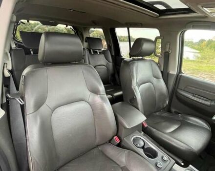 Черный Ниссан Патфайндер, объемом двигателя 2.5 л и пробегом 167 тыс. км за 17000 $, фото 9 на Automoto.ua