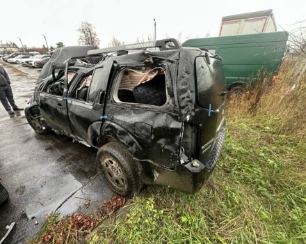 Черный Ниссан Патфайндер, объемом двигателя 2.5 л и пробегом 200 тыс. км за 4700 $, фото 5 на Automoto.ua