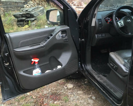 Черный Ниссан Патфайндер, объемом двигателя 2.5 л и пробегом 250 тыс. км за 11200 $, фото 13 на Automoto.ua